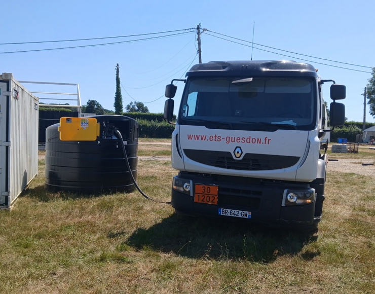 Cas client : livraison et installation d'une cuve de stockage